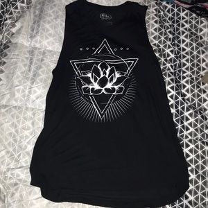 Lotus flower tank